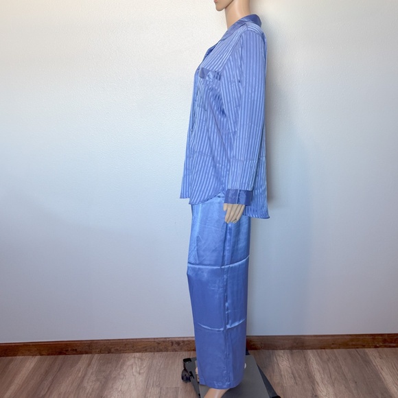 INNER MOST Two Piece Nightwear (Size Medium) - Picture 7 of 15